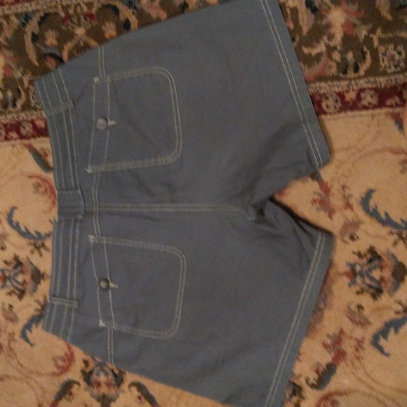 Woolrich Womens Shorts - Picture 4 of 5